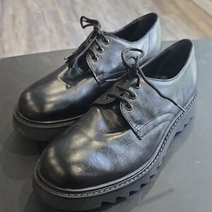 🐢 Zara Patent Leather Derby Platform Shoes